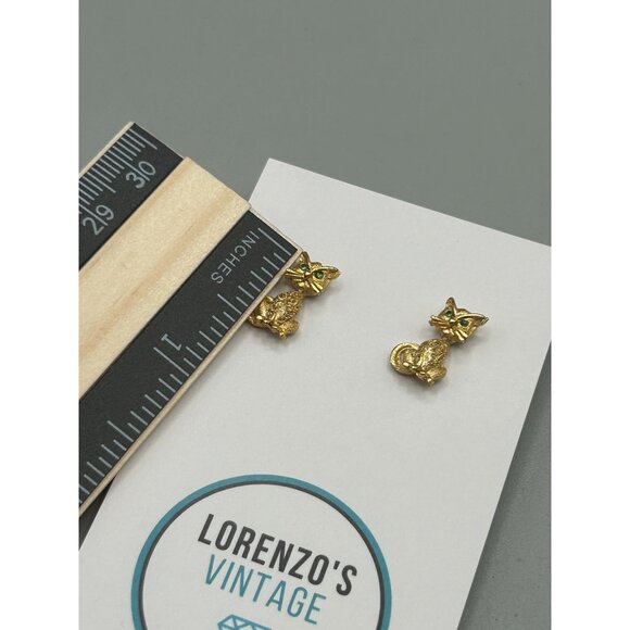 Vintage Gold Tone Cat Earrings Studs with Green Eyes Pierced Small Kitty Cat - Picture 6 of 6